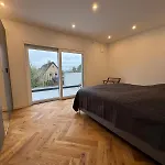 Apartman Penthouse Mit Grosser Terrasse Parkplatz Und Wlan In Exklusiver Lage Am Hellweg *