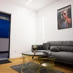 Penthouse Mit Grosser Terrasse Parkplatz Und Wlan In Exklusiver Lage Am Hellweg