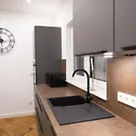 Apartman Penthouse Mit Grosser Terrasse Parkplatz Und Wlan In Exklusiver Lage Am Hellweg Bielefeld