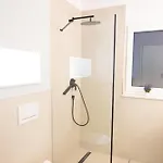 Apartman Penthouse Mit Grosser Terrasse Parkplatz Und Wlan In Exklusiver Lage Am Hellweg Bielefeld
