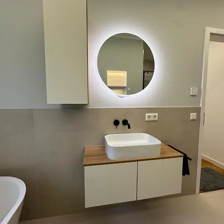 شقة Penthouse Mit Grosser Terrasse Parkplatz Und Wlan In Exklusiver Lage Am Hellweg