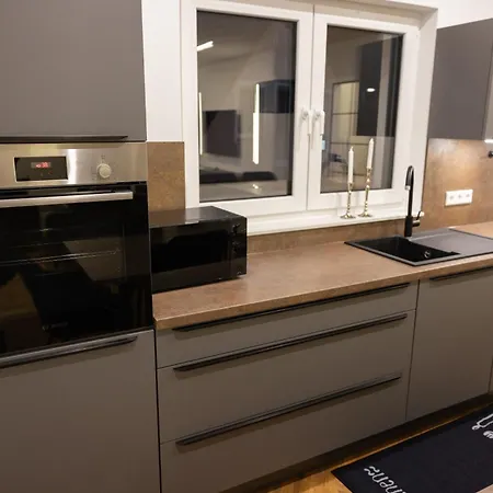 Apartman Penthouse Mit Grosser Terrasse Parkplatz Und Wlan In Exklusiver Lage Am Hellweg Bielefeld