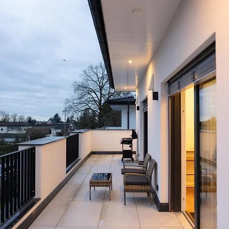 شقة Penthouse Mit Grosser Terrasse Parkplatz Und Wlan In Exklusiver Lage Am Hellweg *