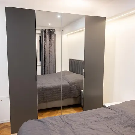 Penthouse Mit Grosser Terrasse Parkplatz Und Wlan In Exklusiver Lage Am Hellweg شقة *