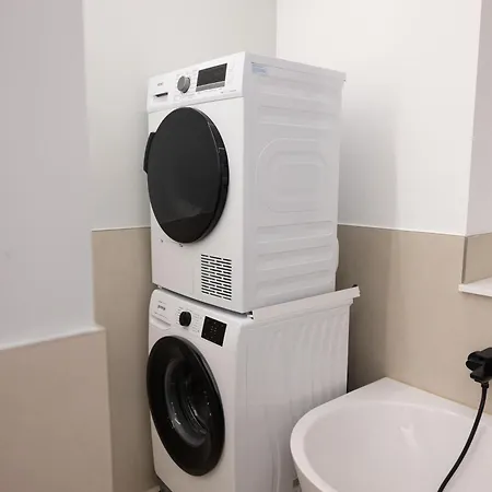 Penthouse Mit Grosser Terrasse Parkplatz Und Wlan In Exklusiver Lage Am Hellweg بيليفيلد