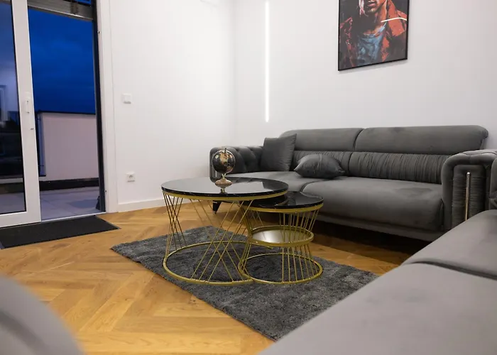 Penthouse Mit Grosser Terrasse Parkplatz Und Wlan In Exklusiver Lage Am Hellweg * Bielefeld