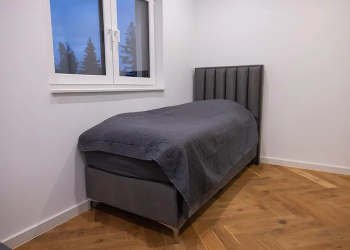 Penthouse Mit Grosser Terrasse Parkplatz Und Wlan In Exklusiver Lage Am Hellweg * Bielefeld