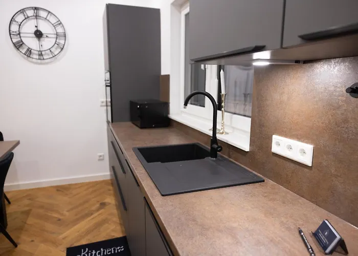 Appartement Penthouse Mit Grosser Terrasse Parkplatz Und Wlan In Exklusiver Lage Am Hellweg Bielefeld