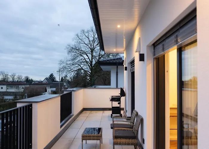 Appartement Penthouse Mit Grosser Terrasse Parkplatz Und Wlan In Exklusiver Lage Am Hellweg *