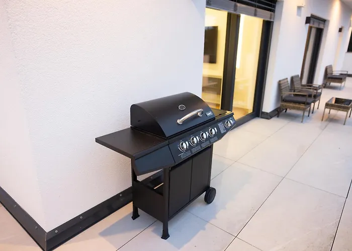 Penthouse Mit Grosser Terrasse Parkplatz Und Wlan In Exklusiver Lage Am Hellweg