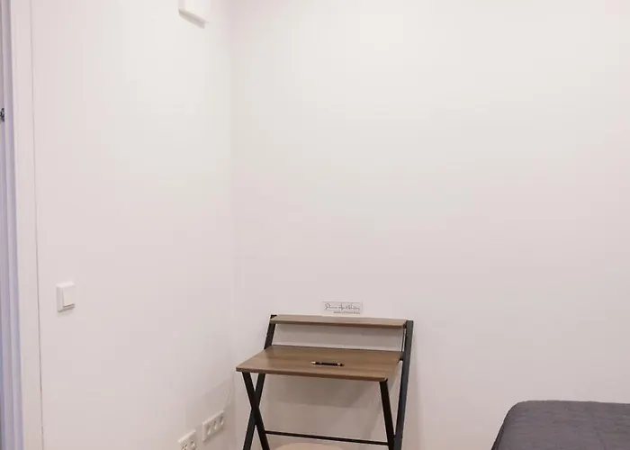 Appartement Penthouse Mit Grosser Terrasse Parkplatz Und Wlan In Exklusiver Lage Am Hellweg Bielefeld