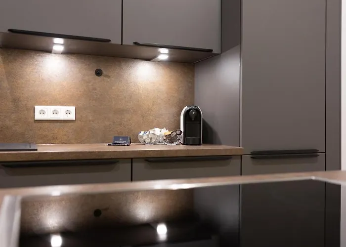 Penthouse Mit Grosser Terrasse Parkplatz Und Wlan In Exklusiver Lage Am Hellweg