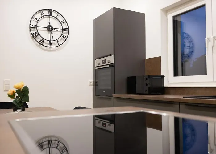 Penthouse Mit Grosser Terrasse Parkplatz Und Wlan In Exklusiver Lage Am Hellweg * Bielefeld