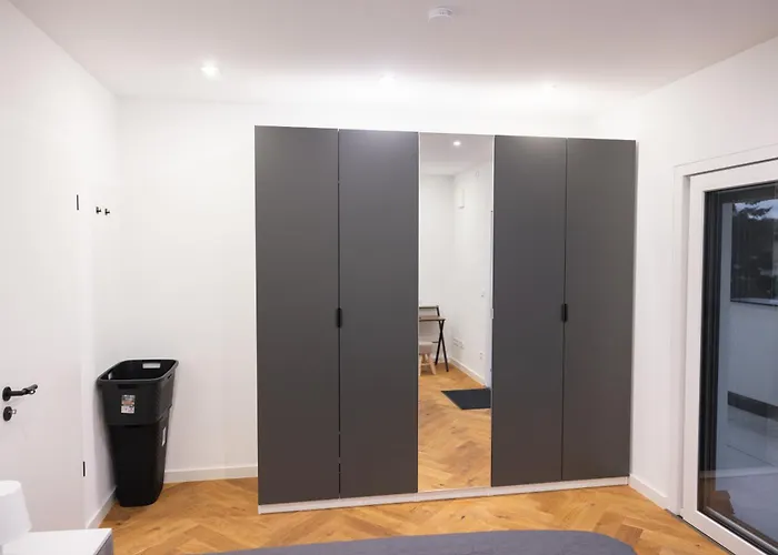 Penthouse Mit Grosser Terrasse Parkplatz Und Wlan In Exklusiver Lage Am Hellweg